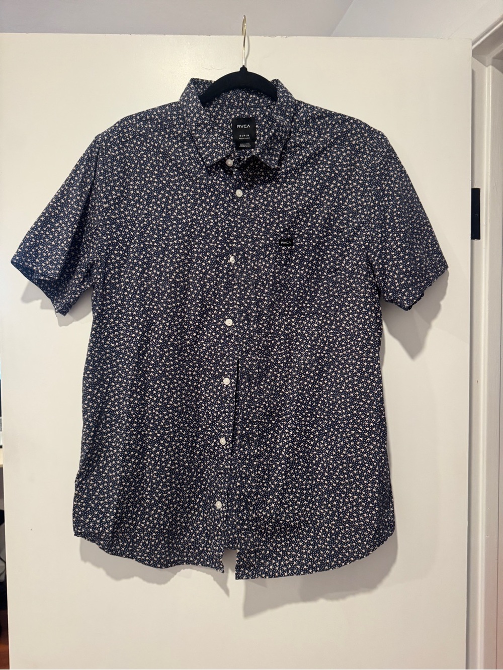 RVCA Navy Abstract Print Short Sleeve Button-Up Shirt | Regular Fit | Size Mediu